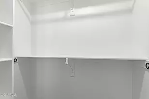 6421 S 23rd St, Phoenix, AZ 85042 - Photo 12