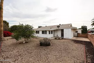 11040 W Salem Dr, Sun City, AZ 85351 - Photo 38