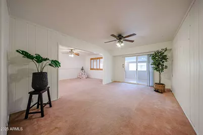 11040 W Salem Drive, Sun City, AZ 85351 - Photo 14