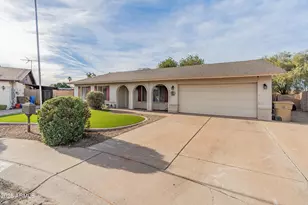 3158 W Celica Circle W, Phoenix, AZ 85053 - Photo 6