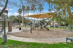 1555 S Jacana Ln, Gilbert, AZ 85296 - Photo 32