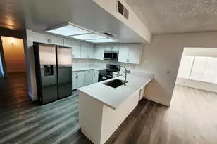 2926 S Emerson St, Mesa, AZ 85210 - Photo 8