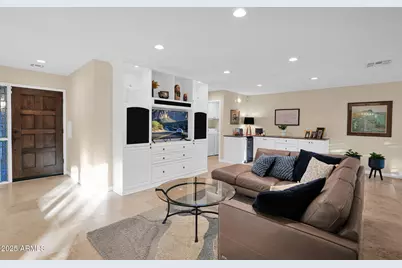 943 E Lois Lane, Phoenix, AZ 85020 - Photo 12