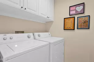 943 E Lois Ln, Phoenix, AZ 85020 - Photo 34