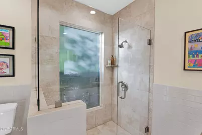 943 E Lois Lane, Phoenix, AZ 85020 - Photo 28