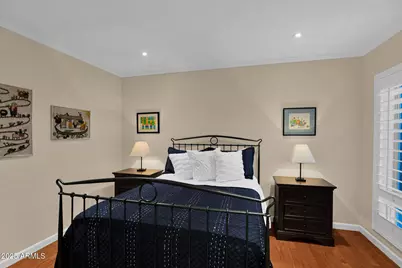 943 E Lois Lane, Phoenix, AZ 85020 - Photo 24