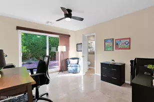 943 E Lois Ln, Phoenix, AZ 85020 - Photo 26