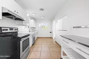 457 W Mulberry Dr, Phoenix, AZ 85013 - Photo 8