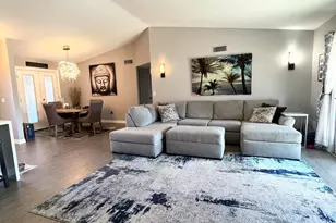 5811 E Crocus Dr, Scottsdale, AZ 85254 - Photo 8