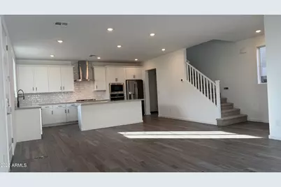 26327 N 24th Glen, Phoenix, AZ 85085 - Photo 2