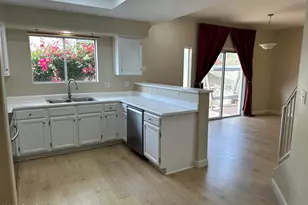 5018 E Siesta Dr, Phoenix, AZ 85044 - Photo 12