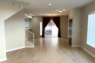 5018 E Siesta Dr, Phoenix, AZ 85044 - Photo 6