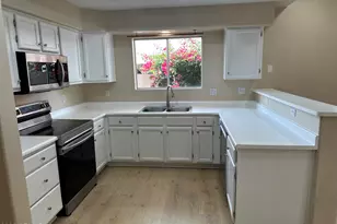 5018 E Siesta Dr, Phoenix, AZ 85044 - Photo 8