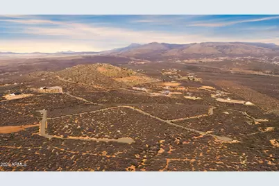 402A E Woodland Way #-, Dewey, AZ 86327 - Photo 6