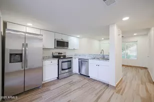 19601 N 7th St, Phoenix, AZ 85024 - Photo 8