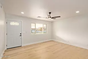 3314 W Corrine Dr, Phoenix, AZ 85029 - Photo 16