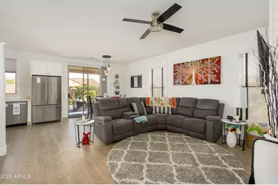 15900 W Autumn Circle, Surprise, AZ 85374 - Photo 10