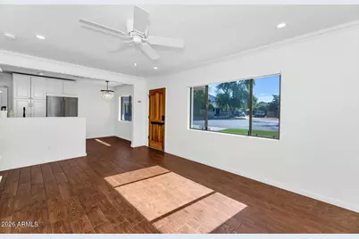 4228 N 44th Place, Phoenix, AZ 85018 - Photo 12