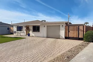 4228 N 44th Pl, Phoenix, AZ 85018 - Photo 2