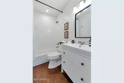 4228 N 44th Place, Phoenix, AZ 85018 - Photo 18