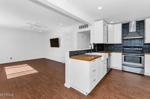 4228 N 44th Pl, Phoenix, AZ 85018 - Photo 14