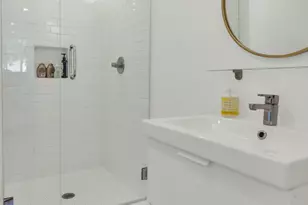 4228 N 44th Pl, Phoenix, AZ 85018 - Photo 22