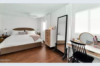 4228 N 44th Place, Phoenix, AZ 85018 - Photo 12
