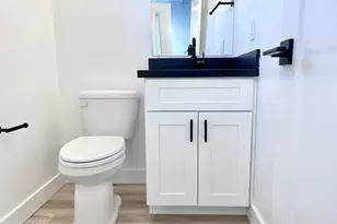 3212 N 70th St, Scottsdale, AZ 85251 - Photo 16