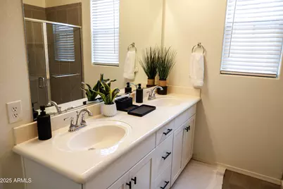 2658 S Harmony Avenue, Gilbert, AZ 85295 - Photo 18