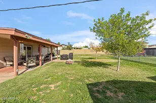 143 S Elmont Dr, Apache Junction, AZ 85120 - Photo 24