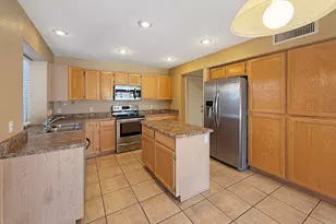 5711 W Cochise Dr, Glendale, AZ 85302 - Photo 6