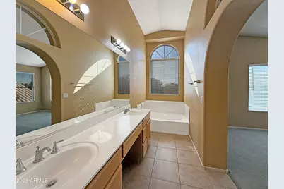 5711 W Cochise Drive, Glendale, AZ 85302 - Photo 12