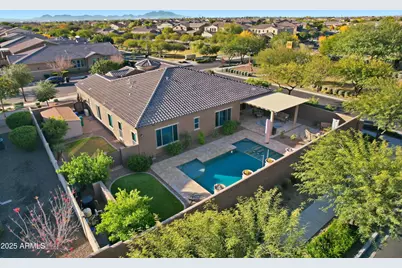 10702 E Lumiere Avenue, Mesa, AZ 85212 - Photo 2