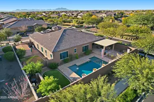 10702 E Lumiere Ave, Mesa, AZ 85212 - Photo 2