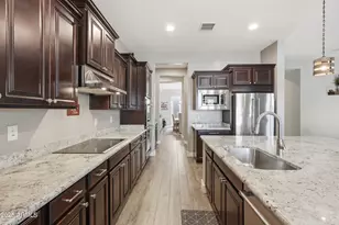 10702 E Lumiere Ave, Mesa, AZ 85212 - Photo 12