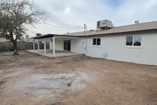 5833 W Rosewood Ln, Phoenix, AZ 85031 - Photo 32