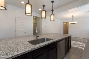 10432 W Papago St, Tolleson, AZ 85353 - Photo 12