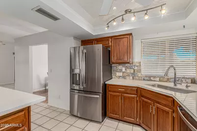 6243 W Cholla Street, Glendale, AZ 85304 - Photo 18