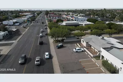 3834 E Indian School Road, Phoenix, AZ 85018 - Photo 26