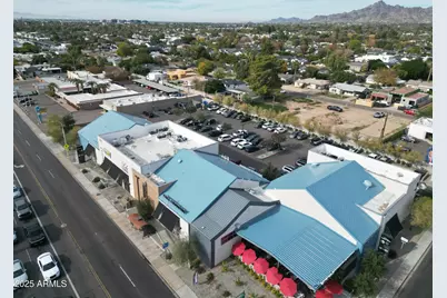 3834 E Indian School Road, Phoenix, AZ 85018 - Photo 32