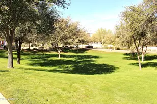 2625 S Peppertree Dr, Gilbert, AZ 85295 - Photo 16