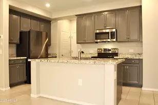 2625 S Peppertree Dr, Gilbert, AZ 85295 - Photo 6