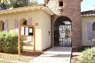 2625 S Peppertree Dr, Gilbert, AZ 85295 - Photo 12