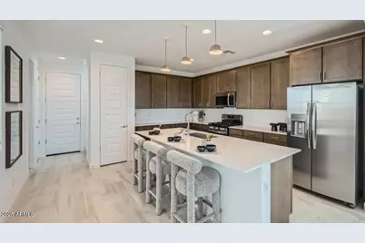 10112 E Ulysses Avenue, Mesa, AZ 85212 - Photo 4