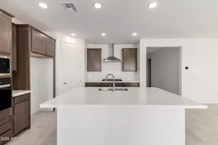 657 W Riparian Dr, San Tan Valley, AZ 85140 - Photo 2