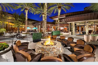 12950 W Red Fox Road, Peoria, AZ 85383 - Photo 40