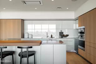 4849 N Camelback Rdg Dr, Scottsdale, AZ 85251 - Photo 10