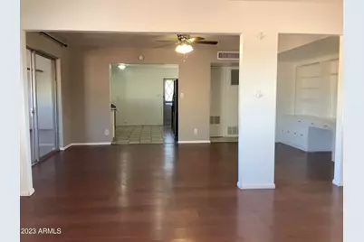 8422 E Thomas Road, Scottsdale, AZ 85251 - Photo 2