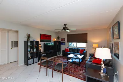 4201 E Camelback Road #51, Phoenix, AZ 85018 - Photo 8