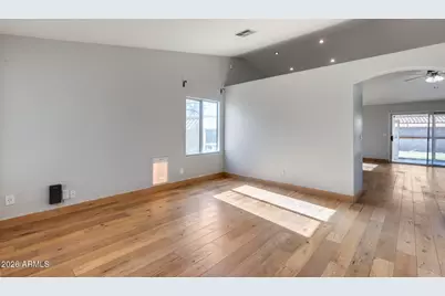 11944 N 68th Avenue, Peoria, AZ 85345 - Photo 10